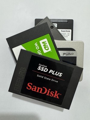 10 x gemischte Marken 120GB 2,5'' SATA SSD Solid State Drives Bulk Restposten Laptop PC