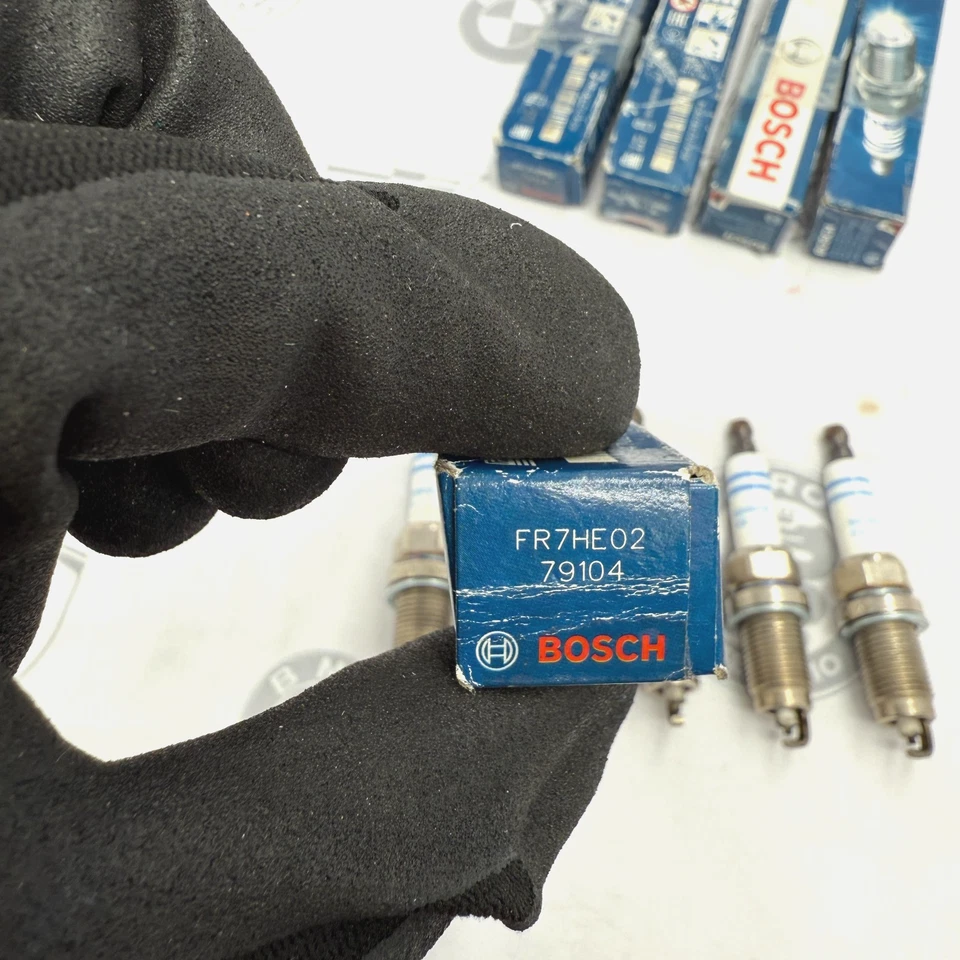 2010-2015 VOLKSWAGEN BEETLE JETTA SET  OF 5 BOSCH SPARK PLUG OEM FR7HE02 79104 - Image 3 of 4