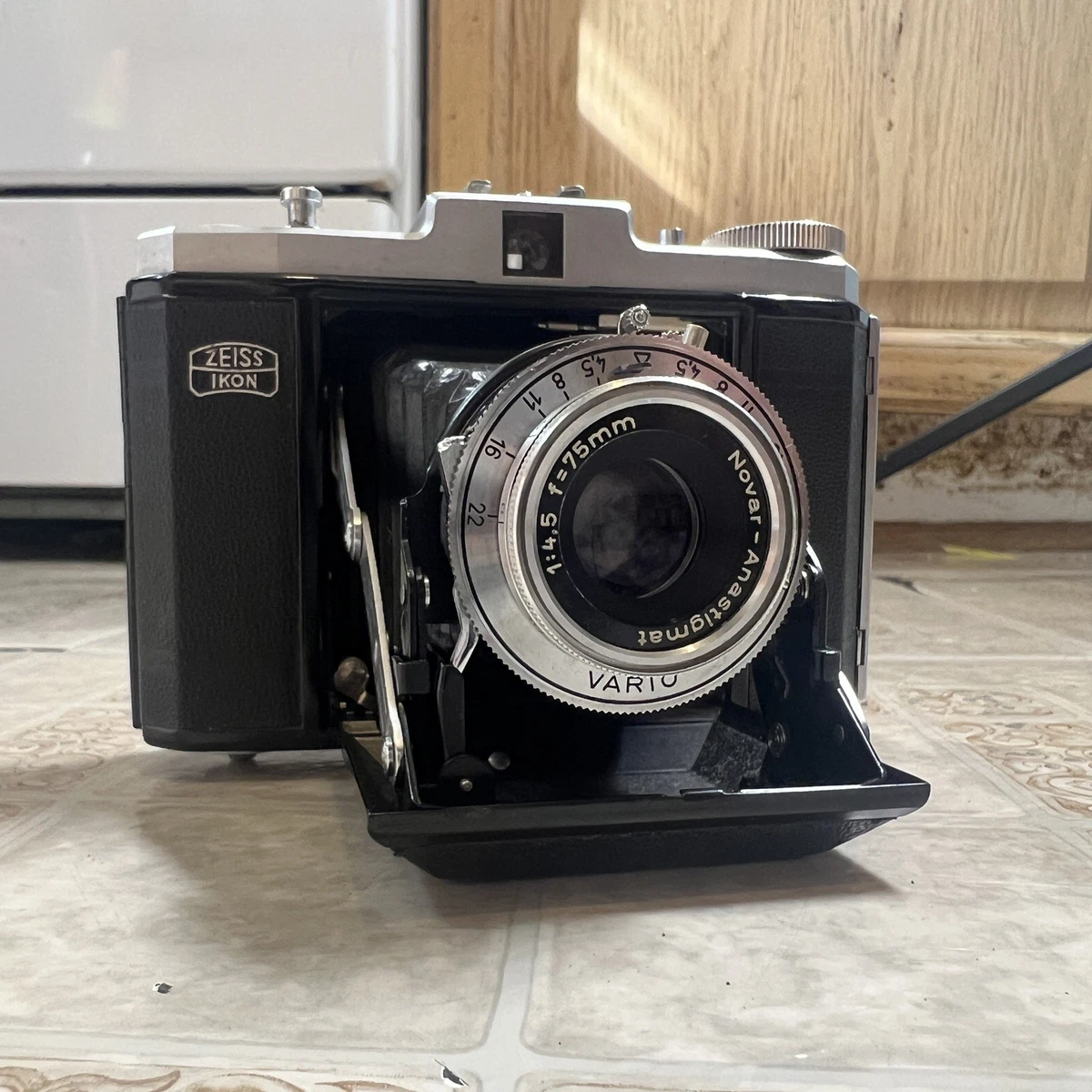 レトロ　カメラ　Zeiss Ikon Nettar 本体 Preços baixos em Câmeras de fole Zeiss Nettar Vintage | eBay