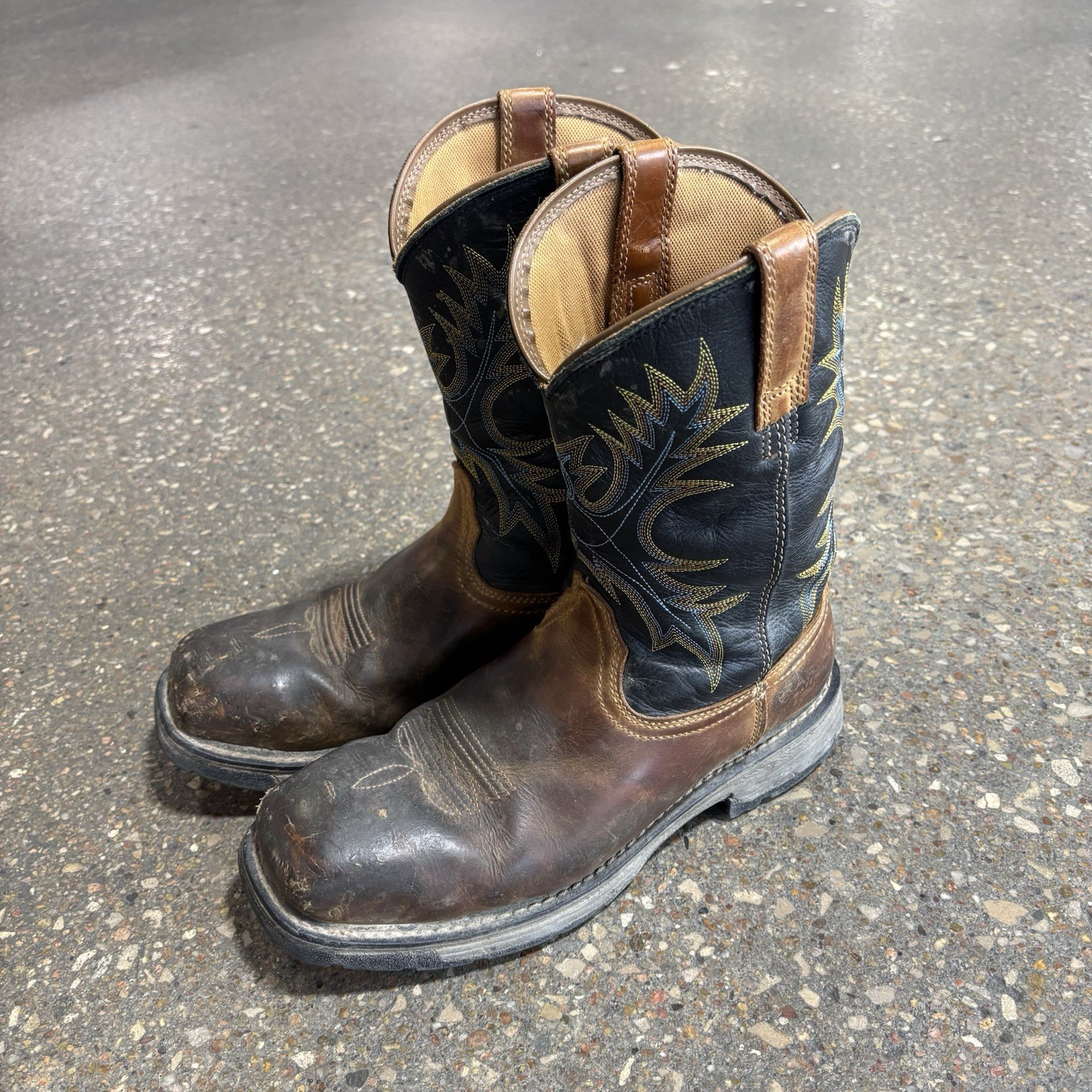 Ariat Workhog #10010133 Square Toe Work Western S… - image 1