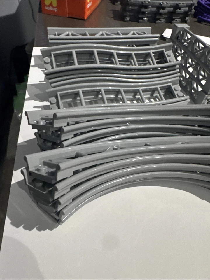 Lego pista de tren/montaña rusa. Lote de 27. (7)25059,(10)25061,(8)34738,(3)95347 Foto 2 de 4