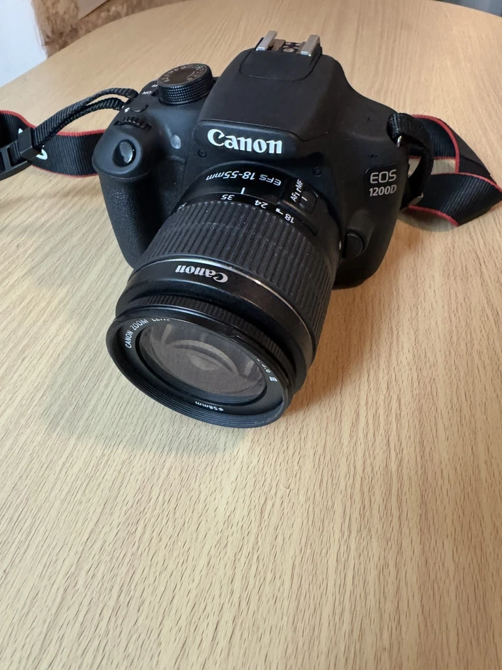 Canon EOS 1200D, foto 2 di 5