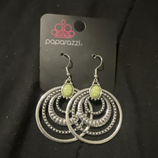 Paparazzi Silver Tone Dangle/Drop Earrings Gr...