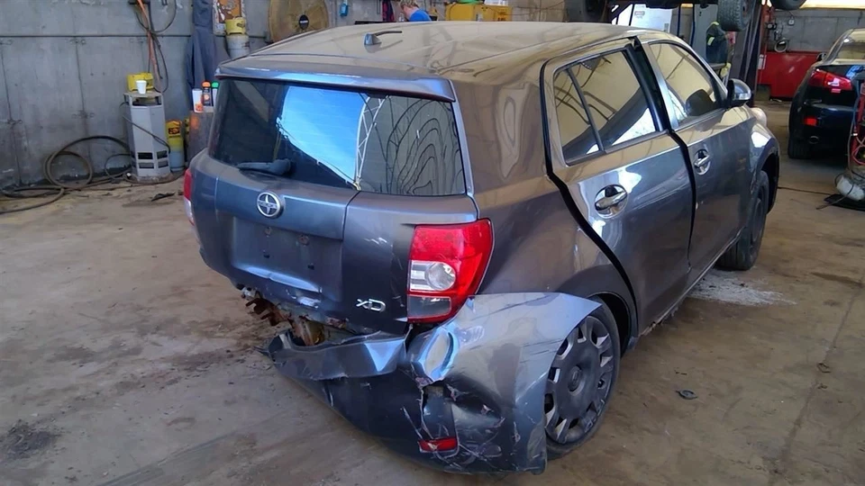 Throttle Body Fits 08-12 SCION XD 6573592 - Image 4 of 4