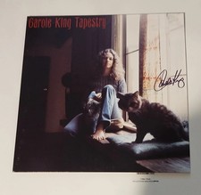 CAROL KING SIGNED TAPESTRY VINYL LP 33 RPM BRAND NEW NEVER PLAYED CAROL KING SIGNED TAPESTRY VINYL LP 33 RPM BRAND NEW NEVER PLAYED