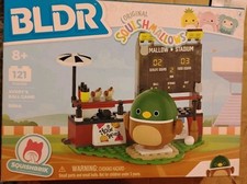 BLDR Original Squishmallows Squishbrik Avery's Ball Game Building Set  0044