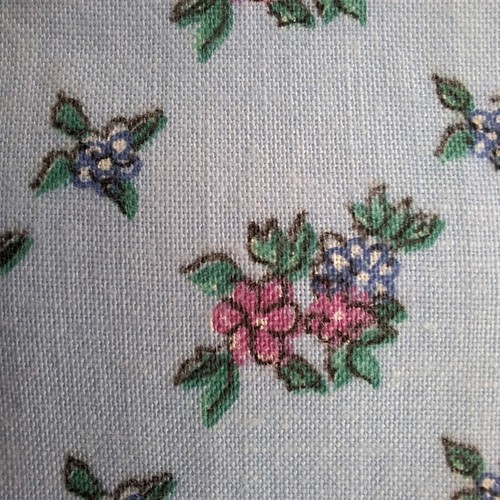 VTG Tiny Pink Purple Flowers On Blue Small Print Cotton RJR Fabrics 20"L x 44"W - Picture 8 of 8