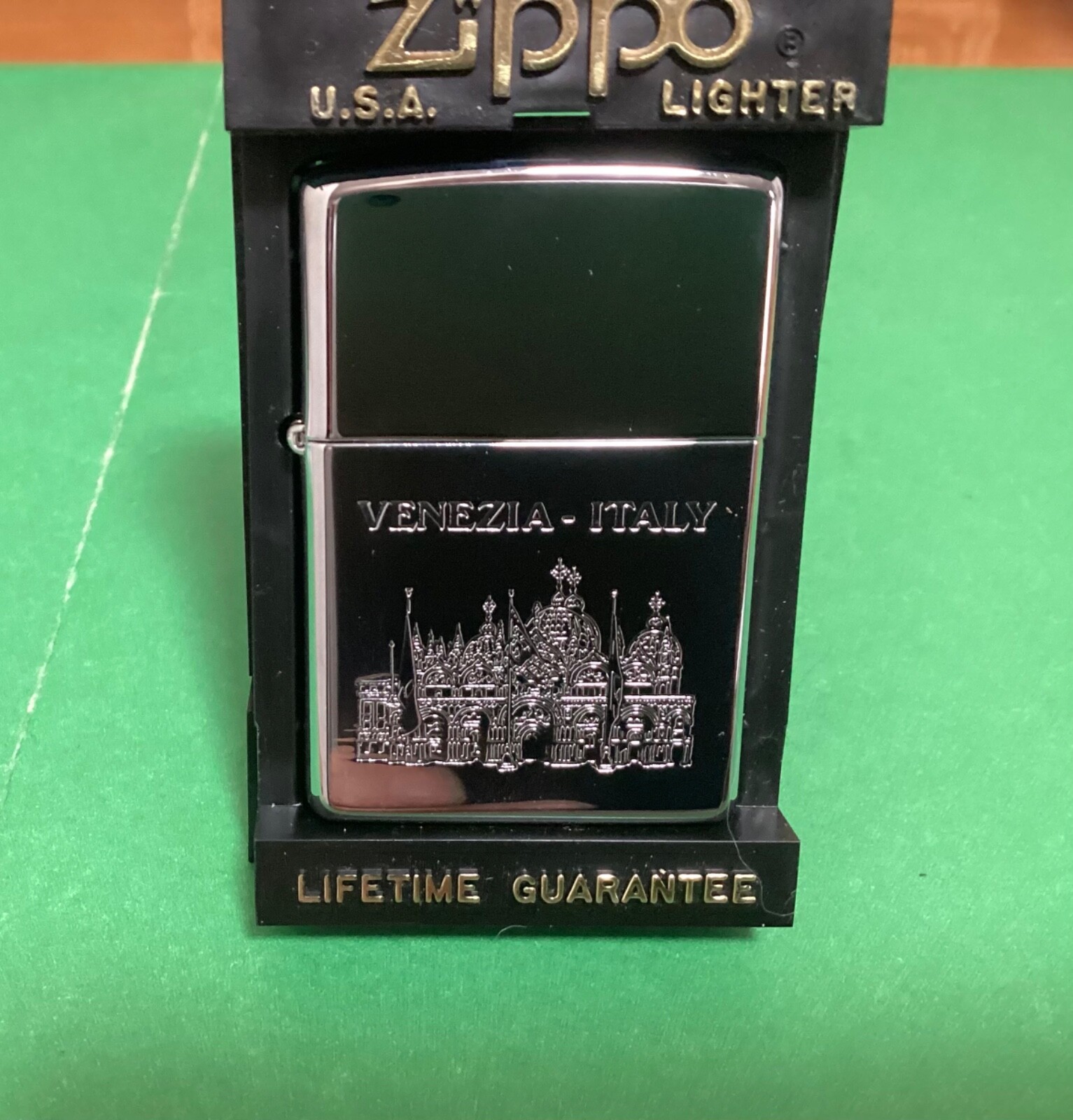 1998 Zippo, Venezia Italy, New mint condition