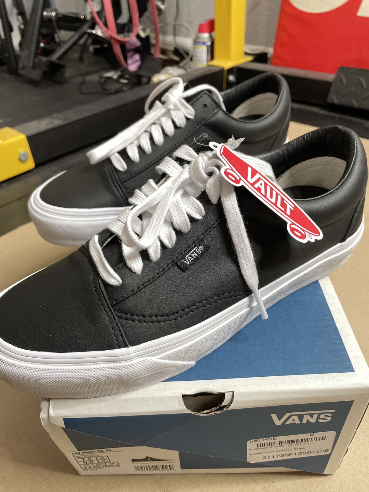 black leather vans mens size 9