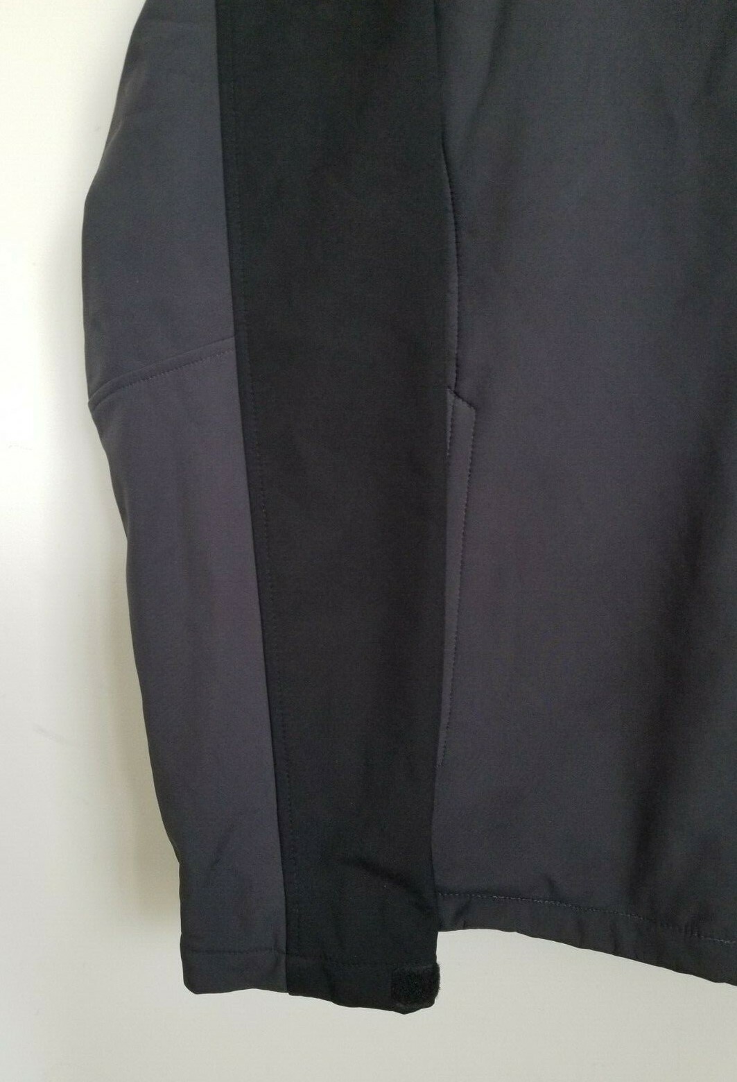 Free Tech Jacket Softshell Black/Gray Stand Colla… - image 6