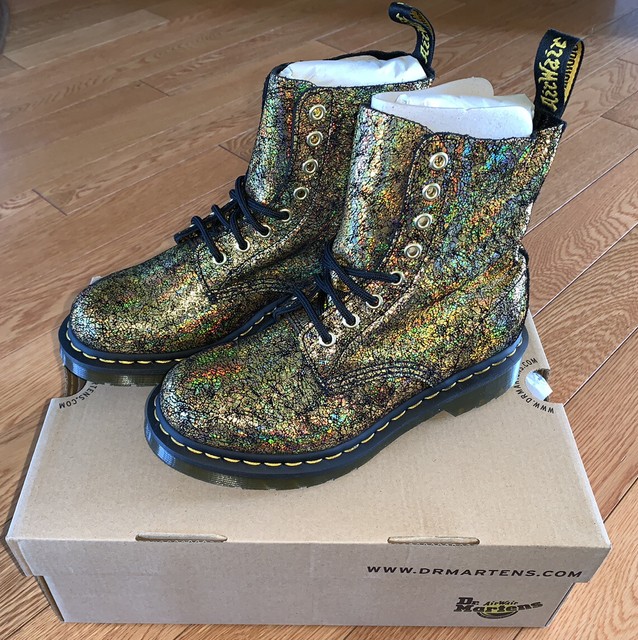 Dr. Martens Pascal 1460 Iridescent Gold 