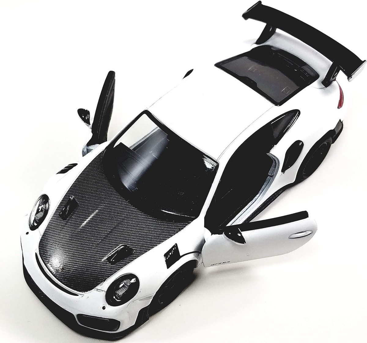 Kinsmart 2010 Porsche 911 GT2 RS Egghell White 1/36 Scale
