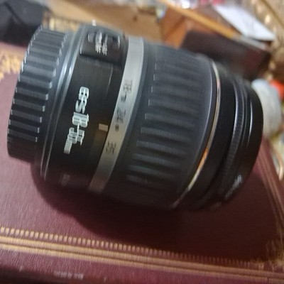 Used Canon EF-S 18-55mm f/3.5-5.6 IS Zoom Kit Original Lens