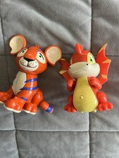 Vintage Neopets Thinkway Toy Figure Lot   red Kougra and Scorchio - not working