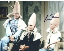 Laraine Newman signed 8x10 Photo Connie The Coneheads Saturday Night Live JSA