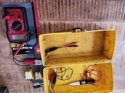 Lot : GB Digital Multimeter Manual Range GDT-3190 Continuity test AC volts plus