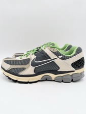 Nike Men's Air Zoom Vomero 5 Size 9 Pale Ivory Chlorophyll HF1553-102 