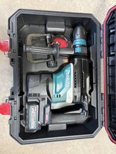 makita 40v XGT rotary hammer 1 9/16 With Battery And Case