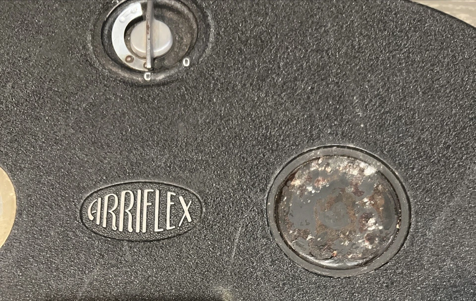 Apenas peças para câmera de filme Arriflex 16BL revista de filmes vintage colecionadores PC - Imagem 3 de 4