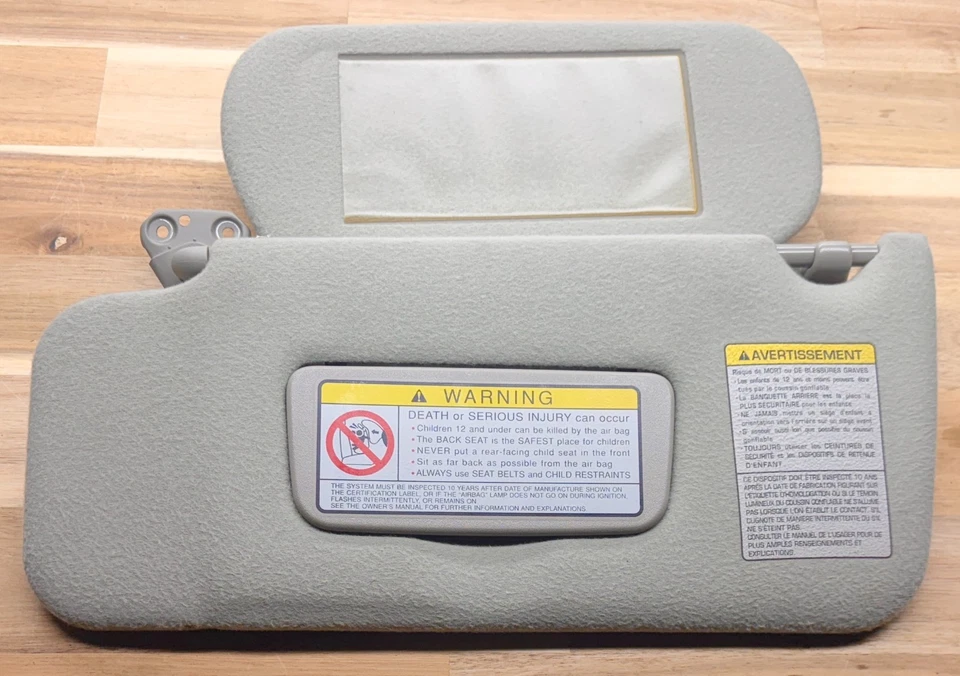 Parasol Nissan Pathfinder Infiniti QX4 1997-04 gris lado del conductor con enlace homelink OEM Foto 2 de 4