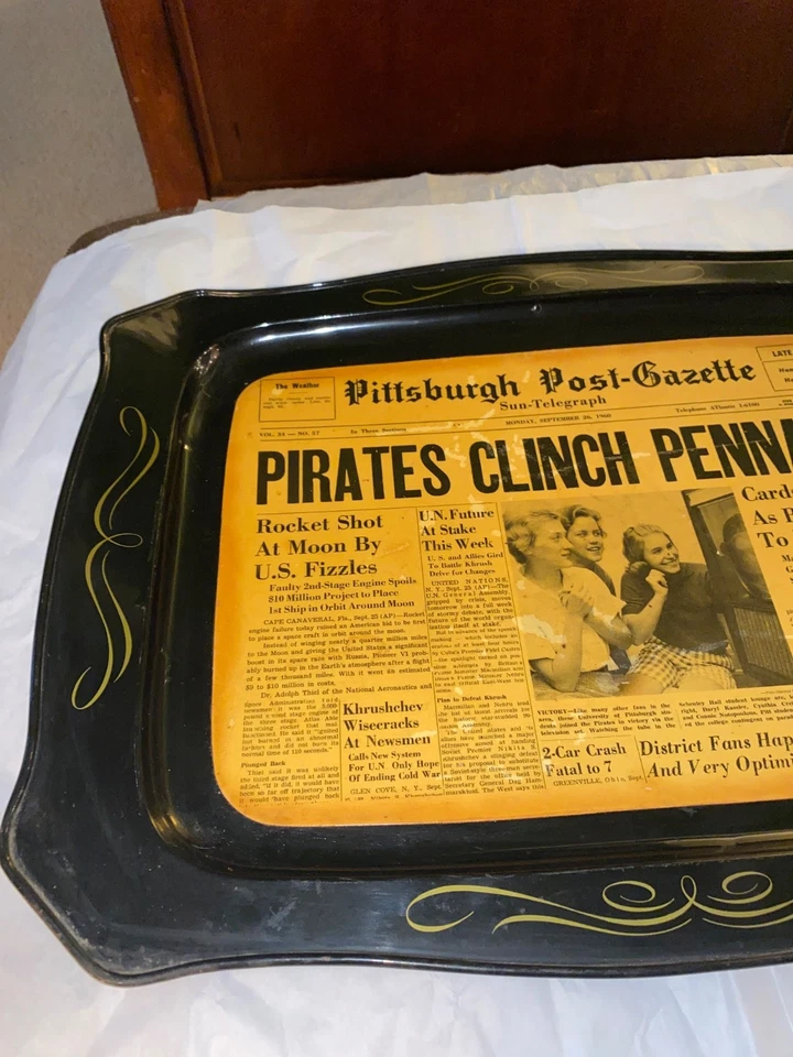 Vintage 1960 Pittsburgh Pirates Clinch Pennant Post Gazette Metal Tray - Image 2 of 4