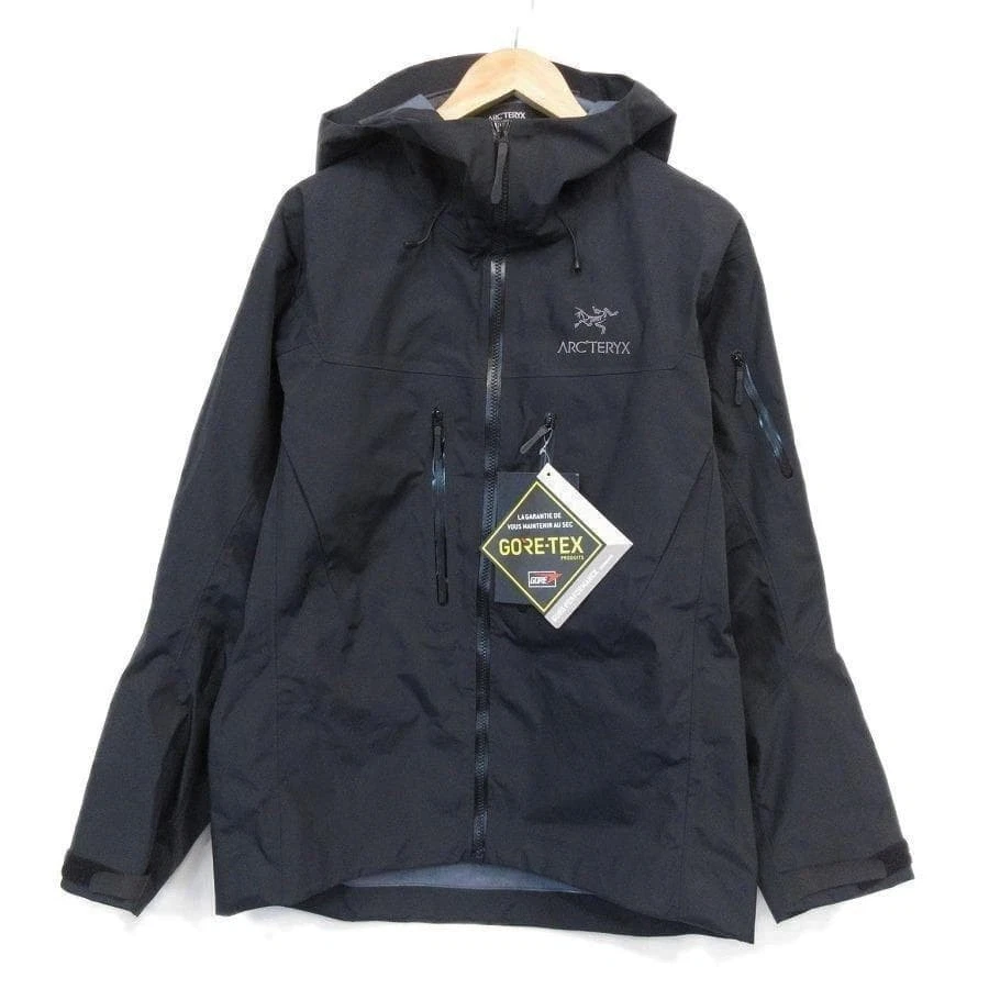 Arc'teryx Alpha SV Water Resistant Coats, Jackets & Vests for Men