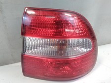 Volvo V40 Kombi original Rückleuchte Schlussleuchte rechts außen Facelift BJ2001