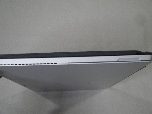 Microsoft Surface Pro 4 i5 8GB 256GB Wi-Fi 12 inch Tablet Silver OFFICE 2016 Pro - Picture 6 of 8