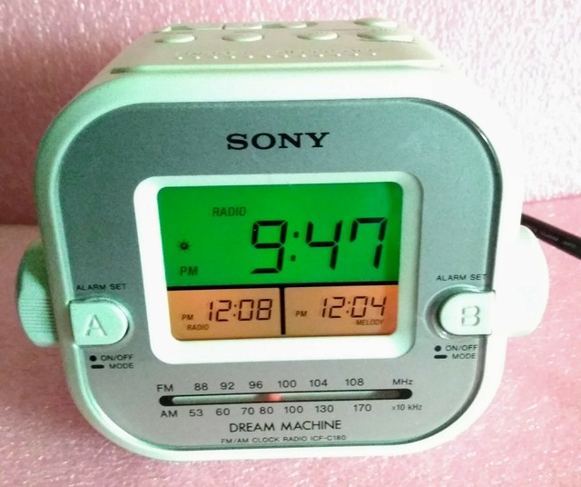Sony Dream Machine dual alarm clock radio AM/FM ICFC180 excellent