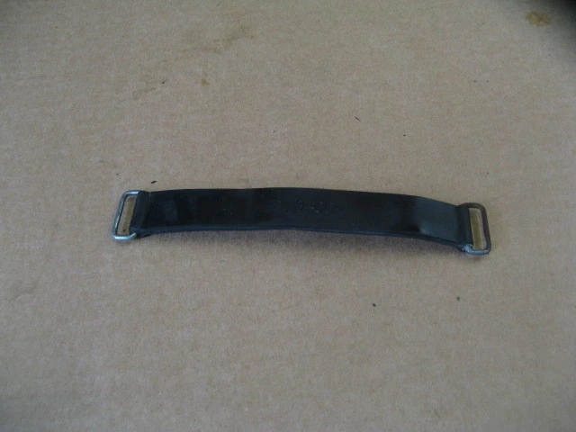 Sangle caoutchouc de batterie pour Yamaha 125 TDR modèle 4FU / 5AE - Photo 1/1