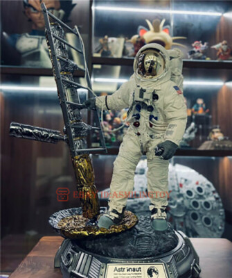 1/4 BLITZWAY Apollo 11 Astronaut 1st Moon Landing Spaceman Statue
