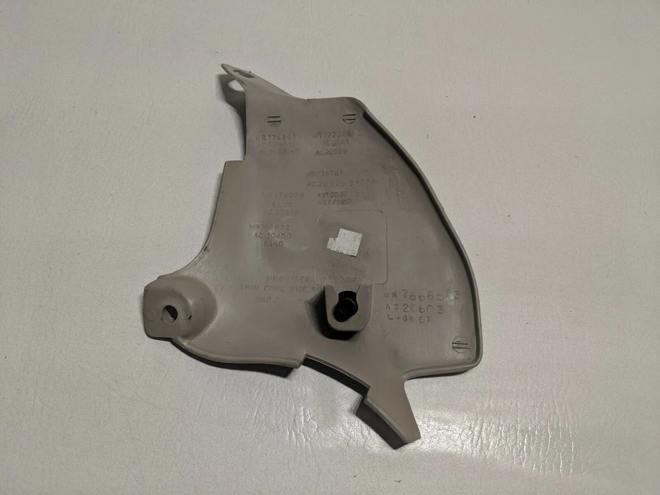 1999-2001 Mitsubishi Galant Right Under Dash Side Kick Panel Trim Passenger UO50 - Image 2 of 3