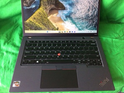 Lenovo Thinkpad P14s Gen 4, AMD Ryzen 7 Pro 7840u, RAM 32GB, HD