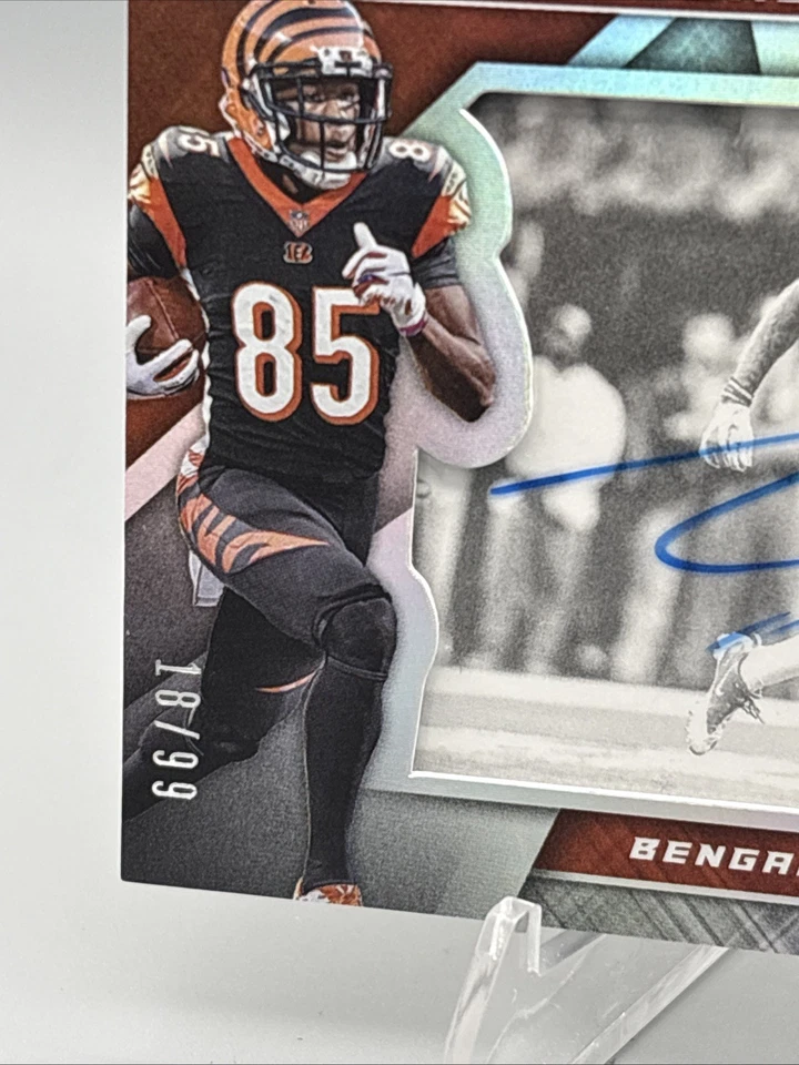 2020 Panini Xr Football Lumindus Endorsements Tee Higgins Auto /99 (RC) - Image 2 of 3