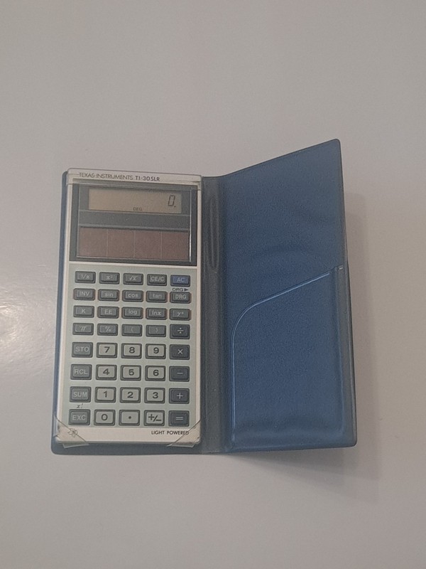 Texas Instruments TI-30 SLR Solar Powered Calculator with Cover, Tested