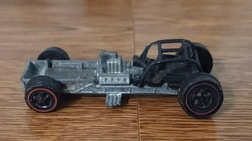 Vintage 1969 Redline Casting Base for Funny Car Mongoose or Snake.