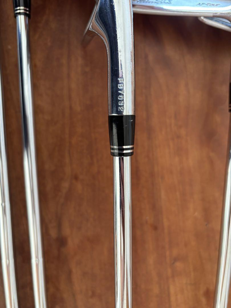 Epon AF-Tour CB Iron sets 5-9 Pw 6pc RH Dynamicgold Steel Epon AF-Tour CB Iron sets 5-9 Pw 6pc RH Dynamicgold Steel