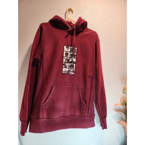 Sweat à capuche graphique Supreme bordeaux PTP 24 homme fabriqué au Canada design rare sumo