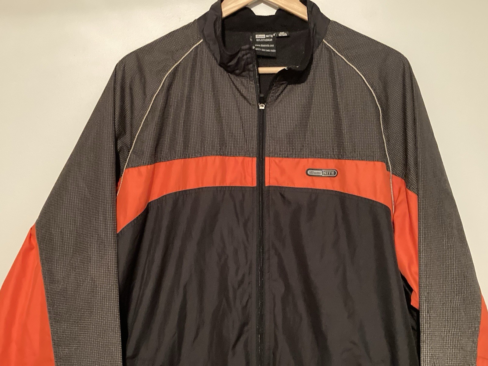 IllumiNite Jacket Mens XXL Orange/Black Reflectivewear Full Zip Running Hike