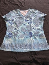 Women  s Scrub Top Butter Soft by UA 2 Pocket Blue Paisley Floral Size L