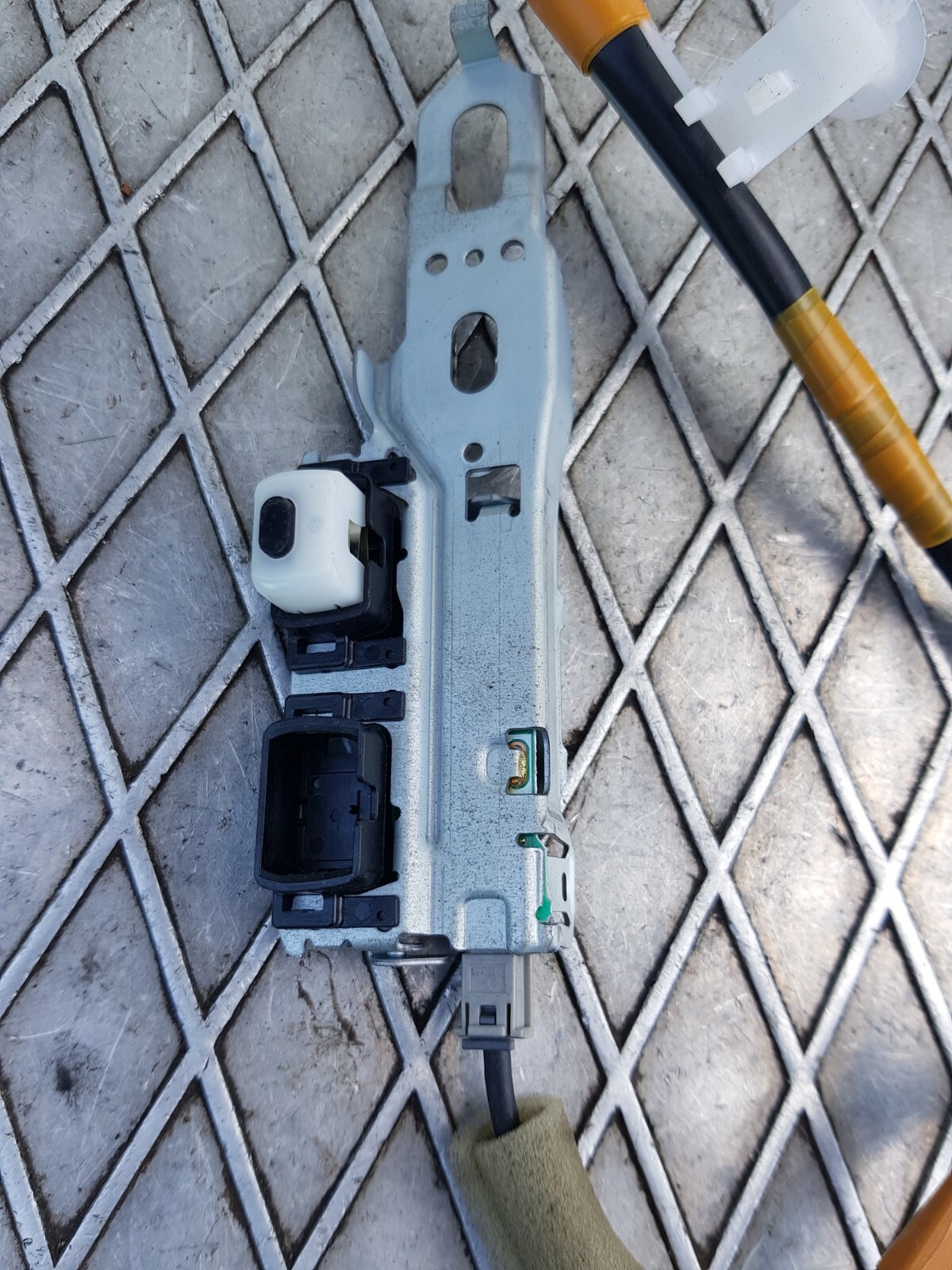 2017 TOYOTA AURIS GPS NAVIGATION ANTENNA 8610102730 eBay