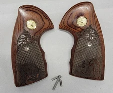 t Python 2020+2021 Anaconda Rosewood Dragon Scale w/Gold Colt Medallions