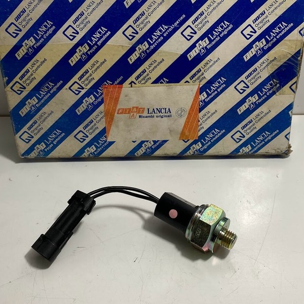 Original Fiat Croma Ansaugstrom Schalter Unterdruck 7759979-image
