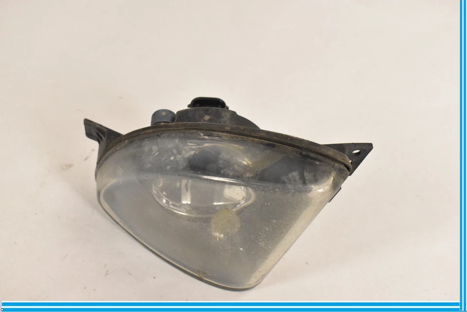 BMW 528I F10 2012-2013 sedán delantero izquierdo conductor parachoques inferior luz antiniebla OEM Foto 3 de 4