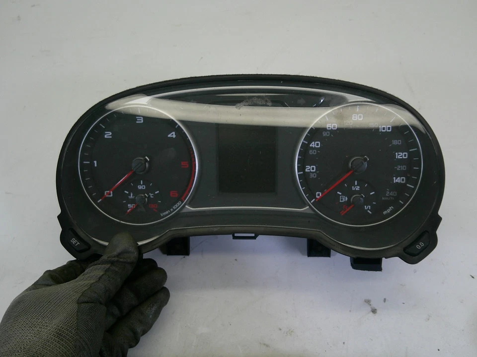 AUDI A1 ECU KIT 1.6 DIESEL CAYC 2010-2015 - Imagem 2 de 4