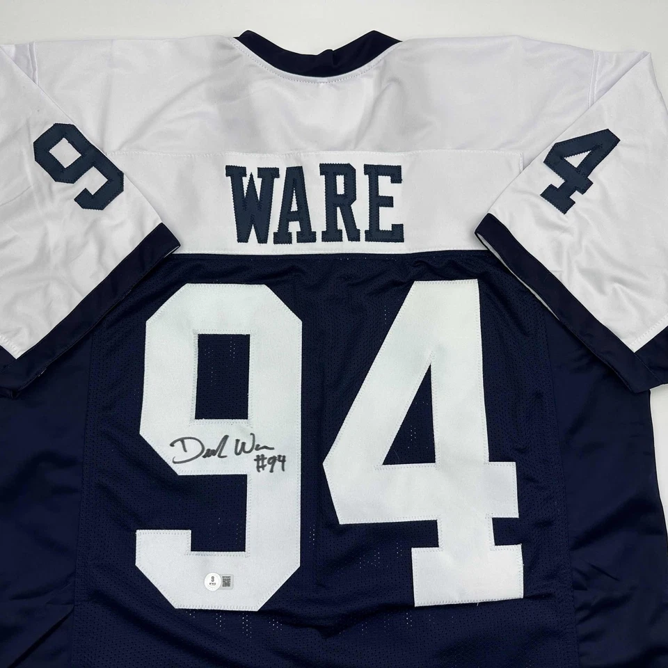 Camiseta deportiva autografiada/firmada de Demarcus Ware Dallas Día de Acción de Gracias Beckett certificado de autenticidad BAS Foto 2 de 4
