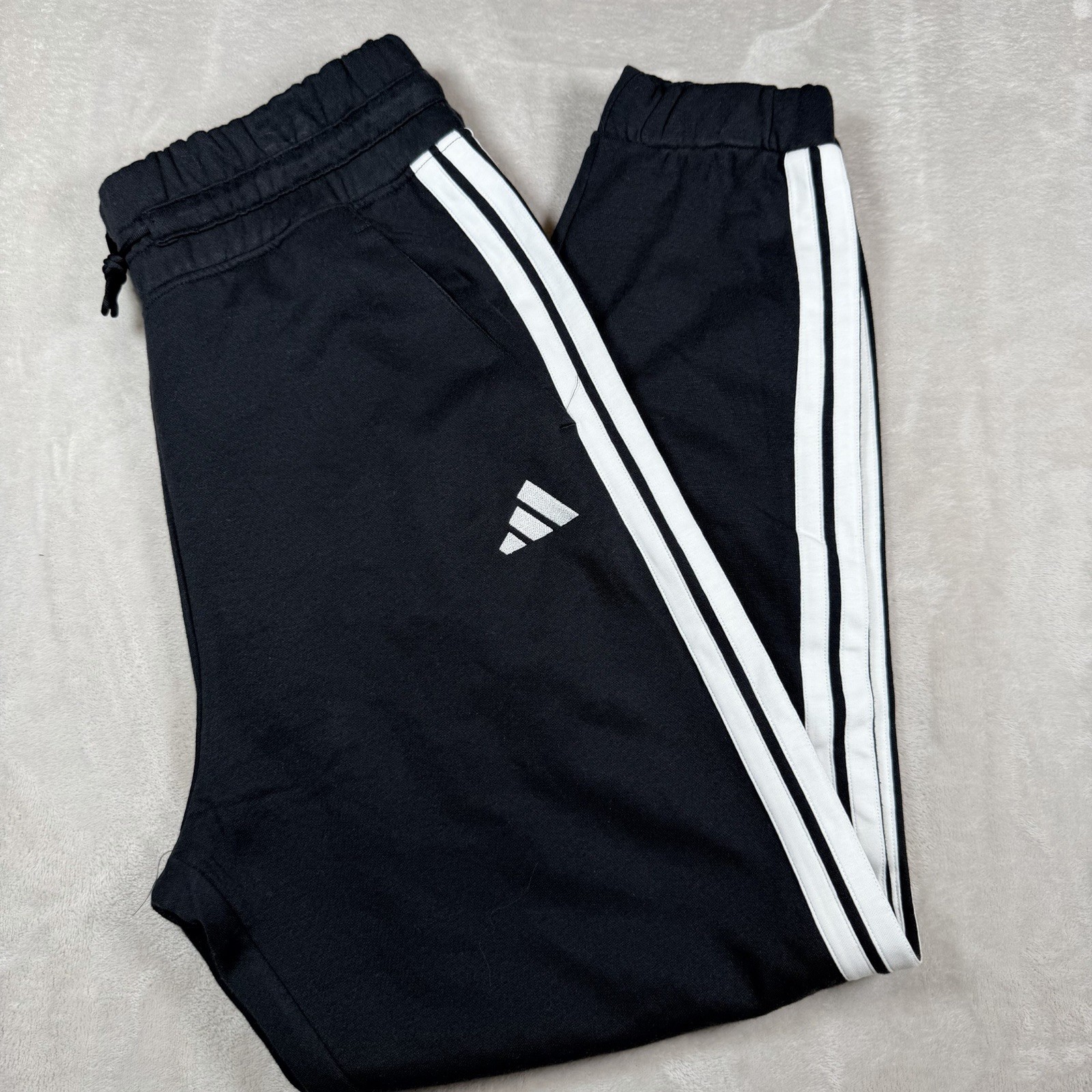 adidas women Essentials 3-Stripes Fleece Pants Black Size Medium