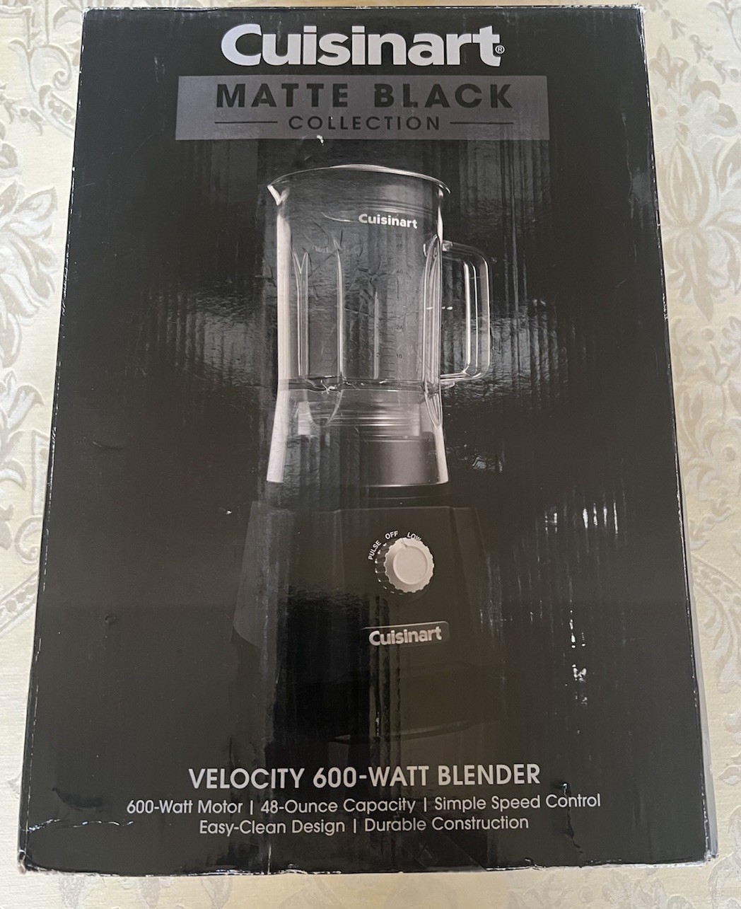 Cuisinart  Velocity 600 Watt Blender Matte Black. Rare. New