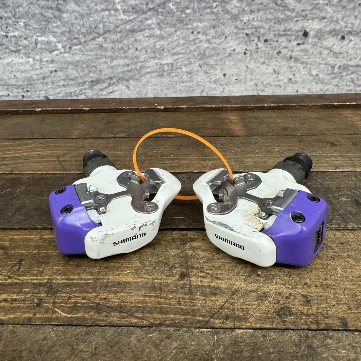 Vintage Shimano PD-A525 Clipless Pedals Purple 9&frasl;16 White