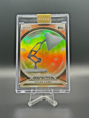 Topps Pixar Gold ナイジェル PERFECTION カード s-l400.png
